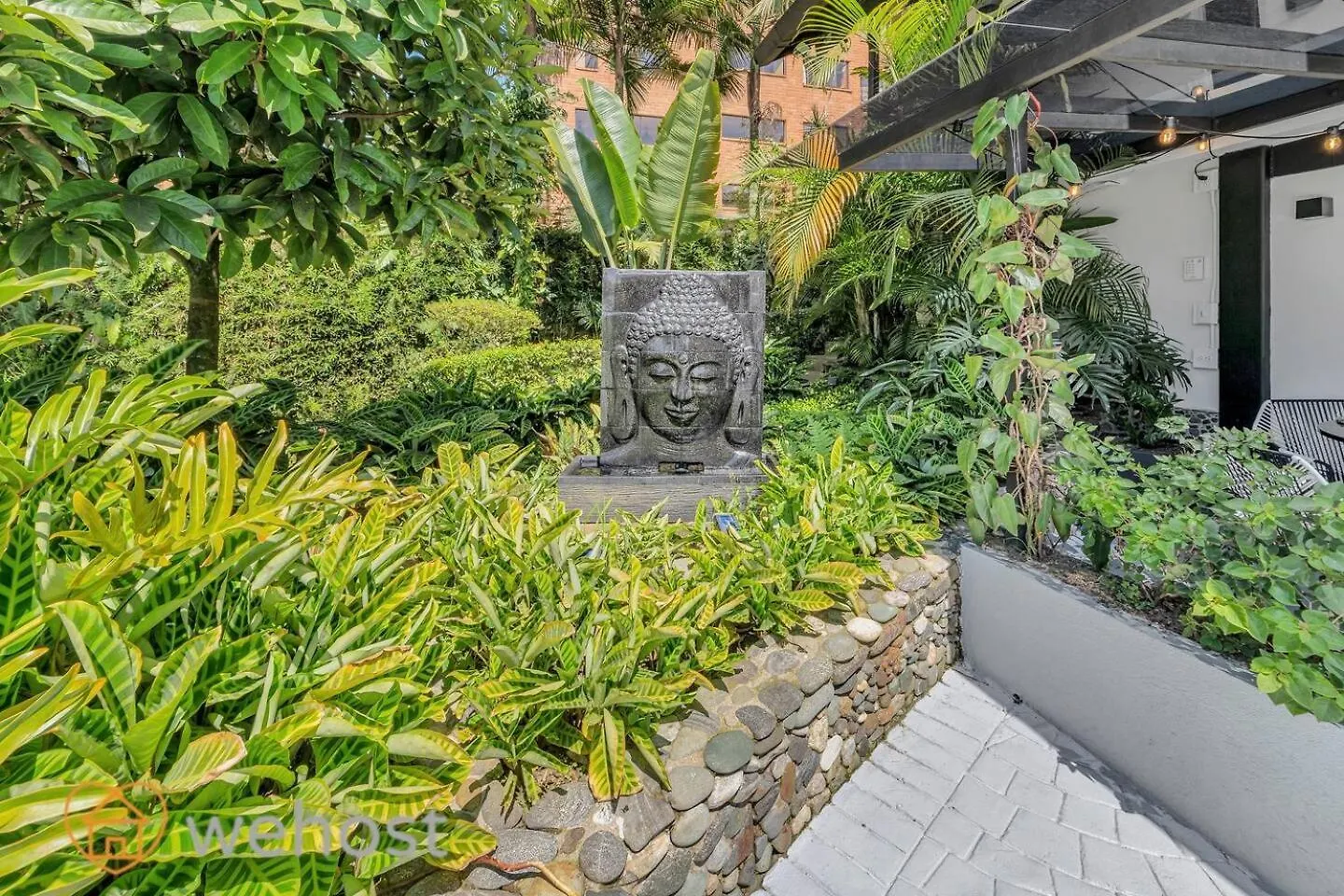 Japandi Buda Loft Close To Parque Lleras Medellin