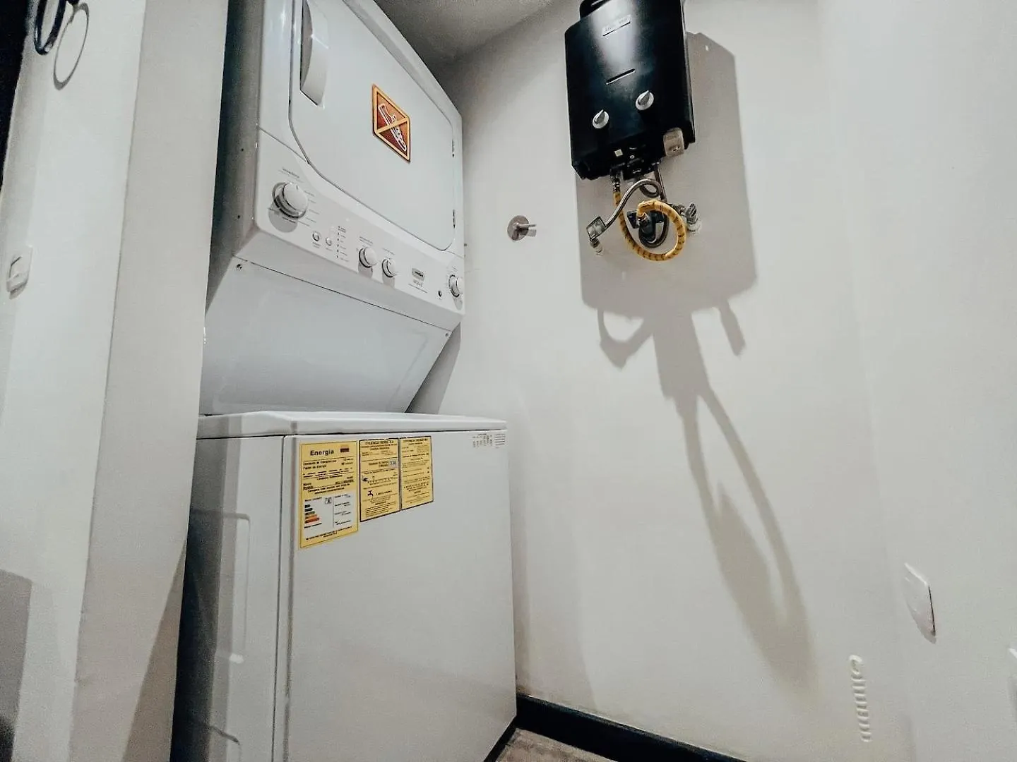 Japandi Buda Loft Close To Parque Lleras Medellin 0*,
